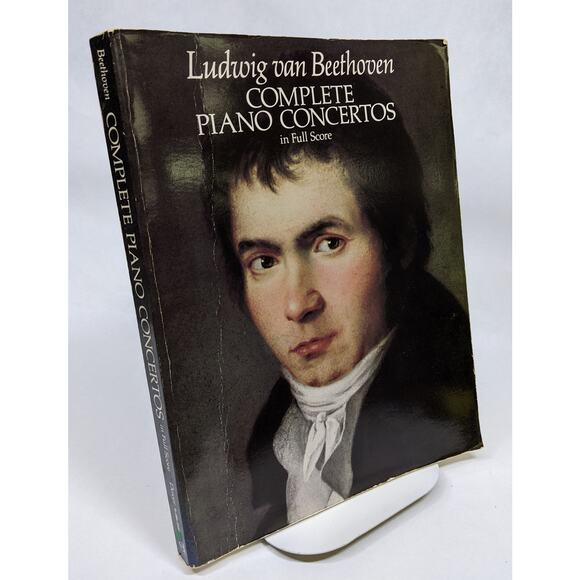 Beethoven Complete Piano Concertos in Full Score Dover Books 376 Pages Large Fmt - Picture 2 of 8